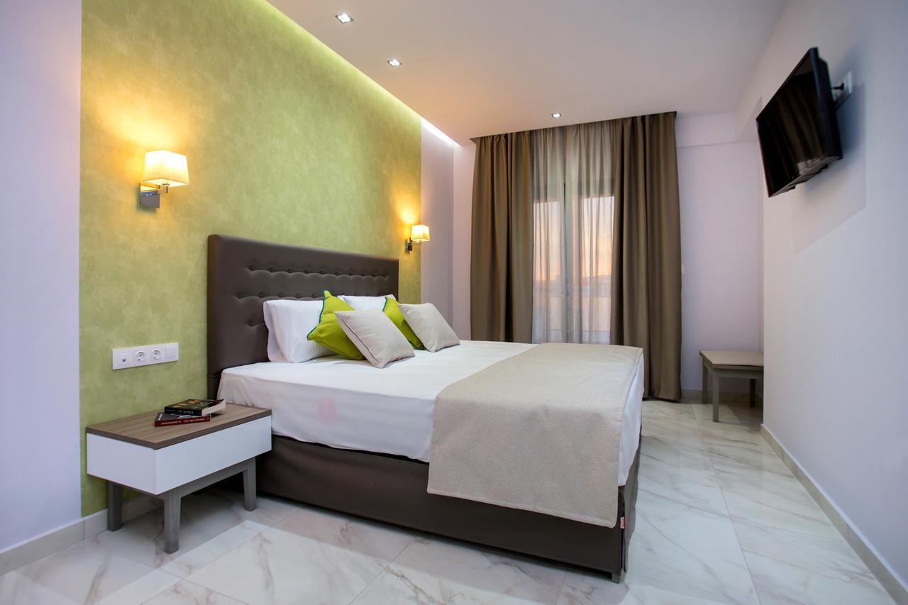 Patiras Deluxe B&B 利迈纳里亚 外观 照片